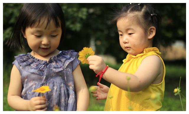 中信银行携手华龄出版社启动 银龄“领读者”专项行动