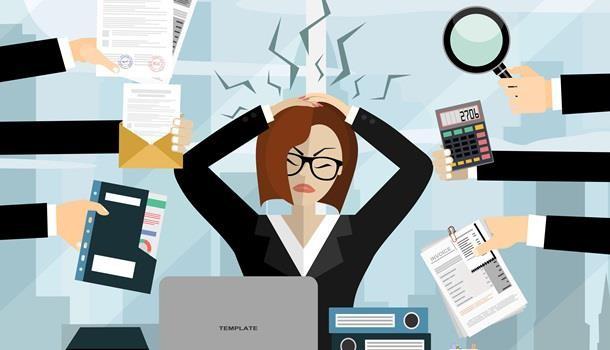 上海市场监管部门连夜行动!直击“被操纵的口碑”调查现场