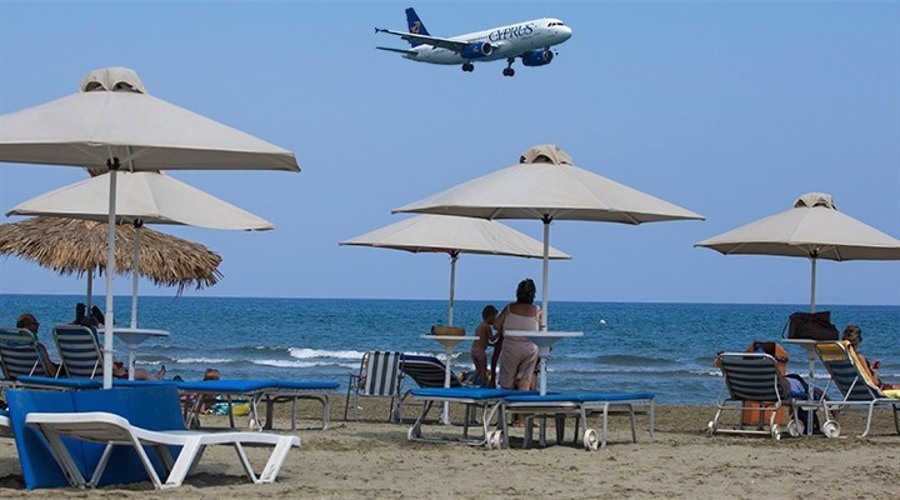 1至7月国家铁路发送货物23.31亿吨,创历史同期新高