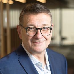 云南省市场监管局“铁拳”大力整顿规范翡翠玉石网络直播营销市场