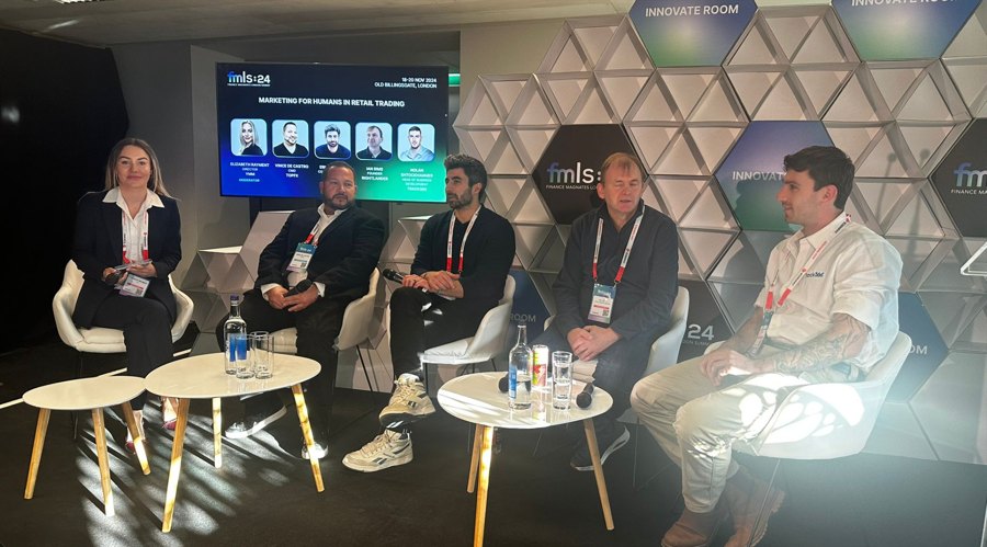 港股收盘(08.13) | 恒指收涨2.58% 科技、医药股全天强势 多只中报绩优股爆发